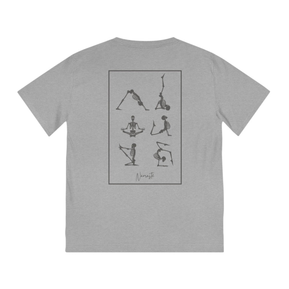 T-shirt homme couleur gris chiné avec squelettes drôles en posture de yoga imprimé sur le dos, coton bio .